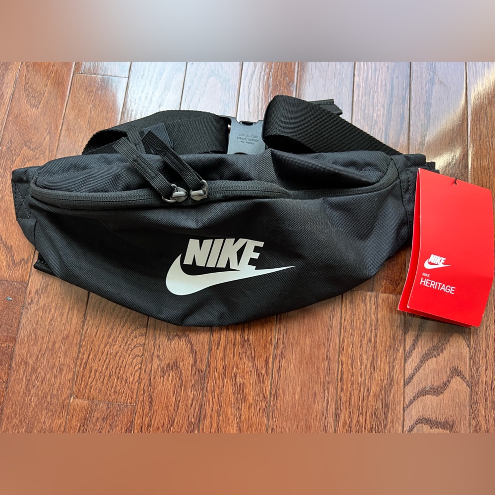 Nike Sportswear BA5750-010